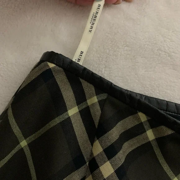 Burberry London Green/Black/Neutral  Plaid A-Line Skirt - Picture 5 of 10